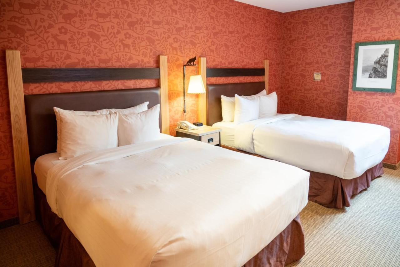 Fox Hotel And Suites Μπανφ Εξωτερικό φωτογραφία