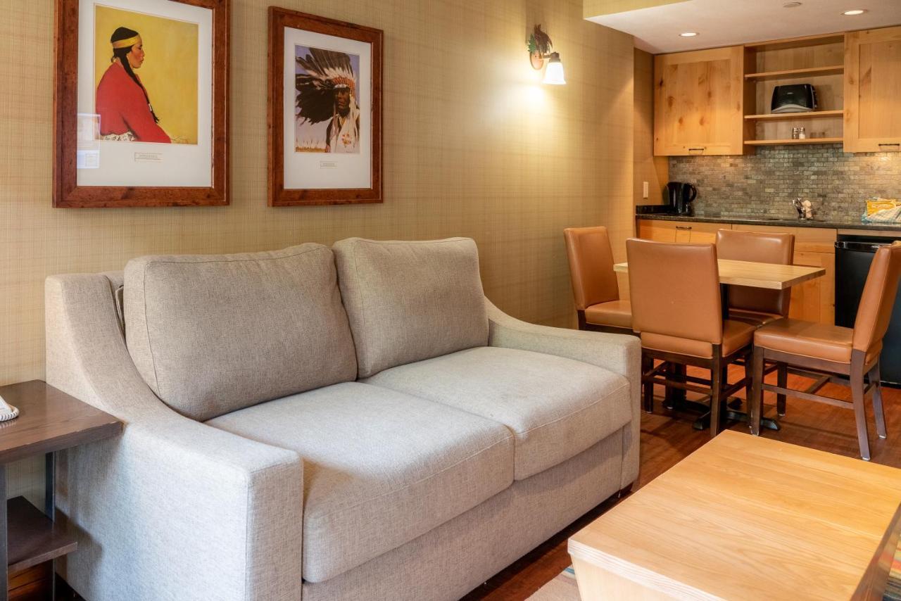 Fox Hotel And Suites Μπανφ Εξωτερικό φωτογραφία