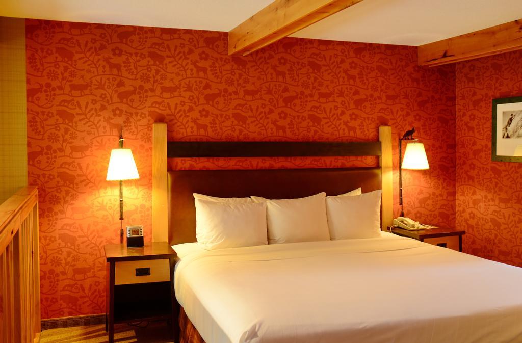 Fox Hotel And Suites Μπανφ Εξωτερικό φωτογραφία