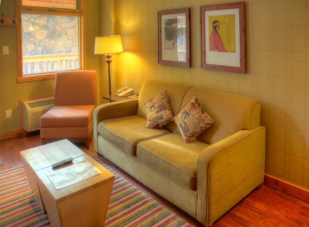 Fox Hotel And Suites Μπανφ Εξωτερικό φωτογραφία